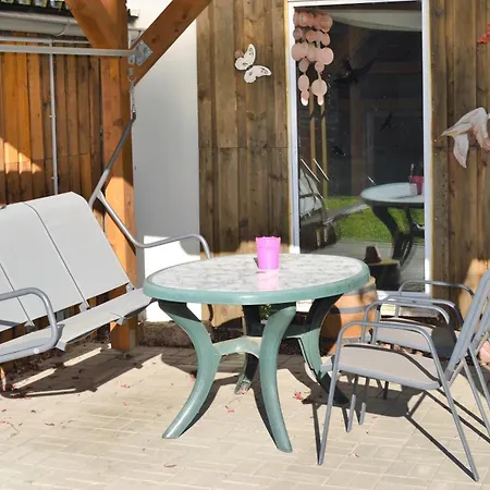 Mitten In Der Natur, Separater Eingang, Garten Kuchelmiss